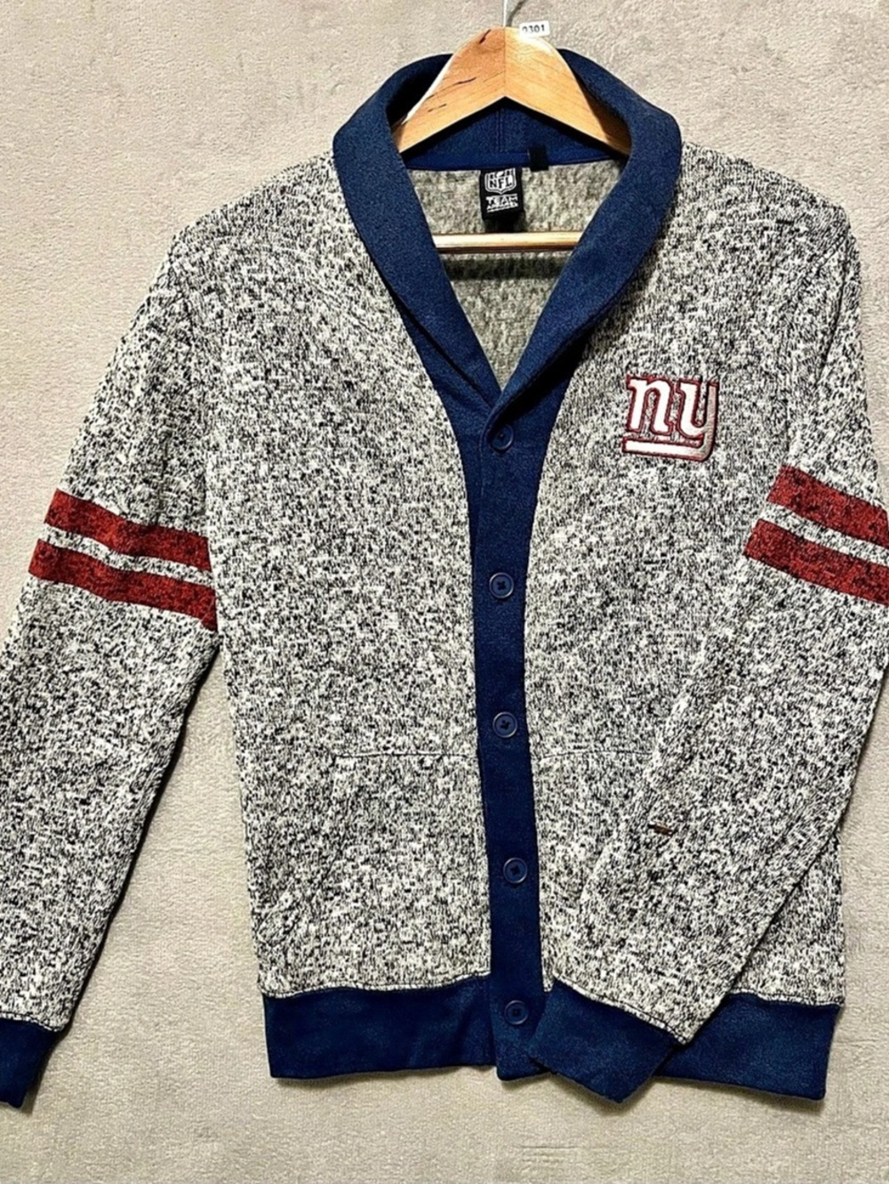 NFL Team Apparel New York Giants cardigan NY Giants Cardigan Gray Size Small